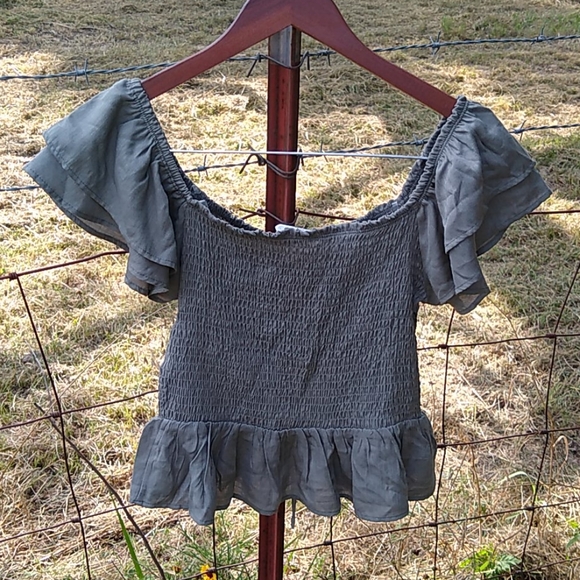 Trendy  top smocking ruffle  layer lace up… - Picture 6 of 8